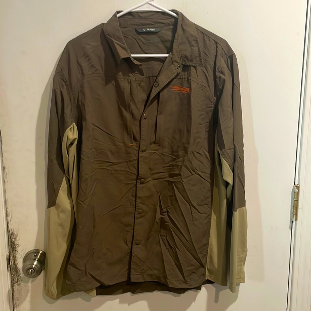 Men’s size large, Sitka Gear Scouting long sleeve